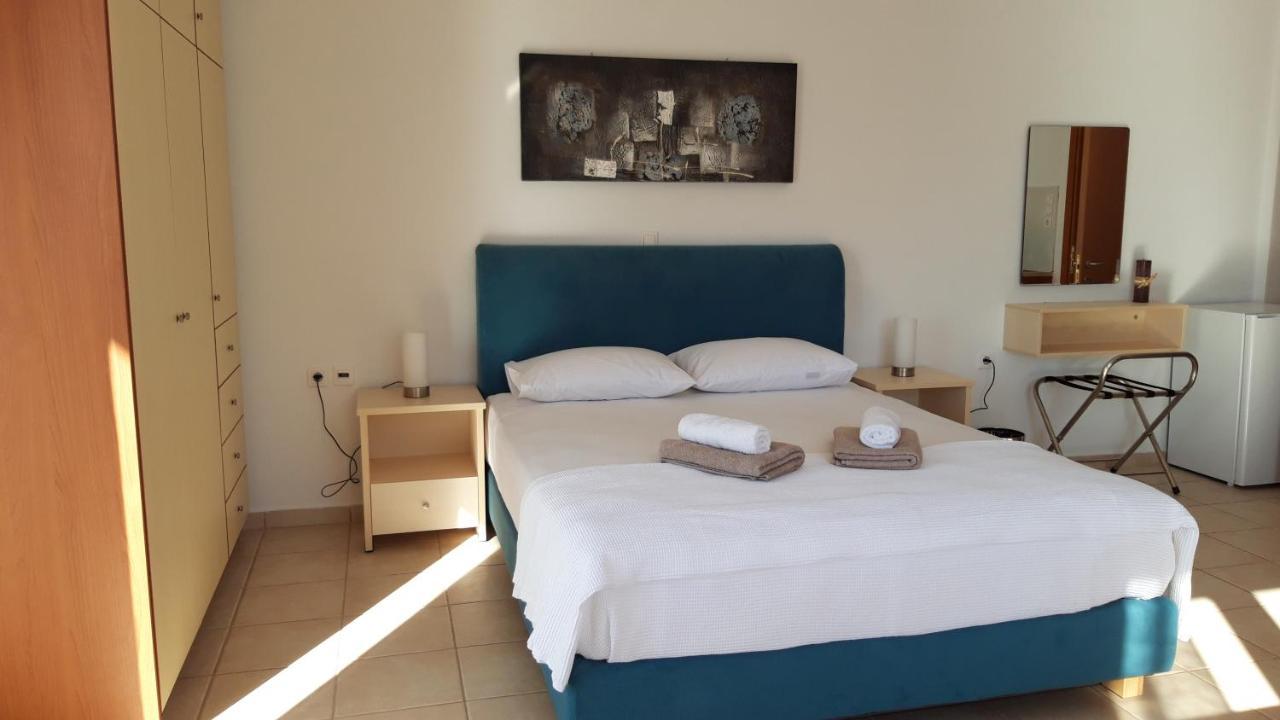 Villa Tzortzaki - Afroditi Tertsa Ngoại thất bức ảnh